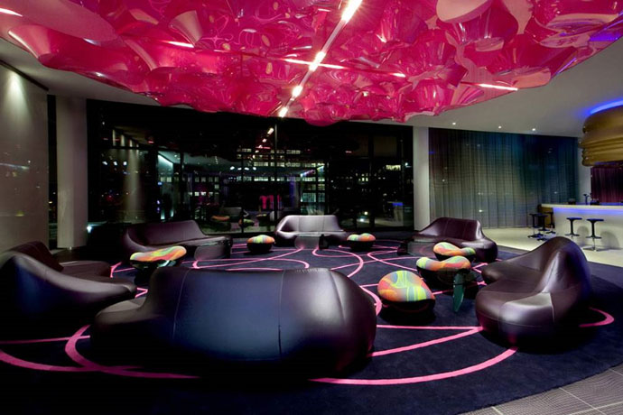 "Музыкальный" отель Nhow Berlin (фото 3)