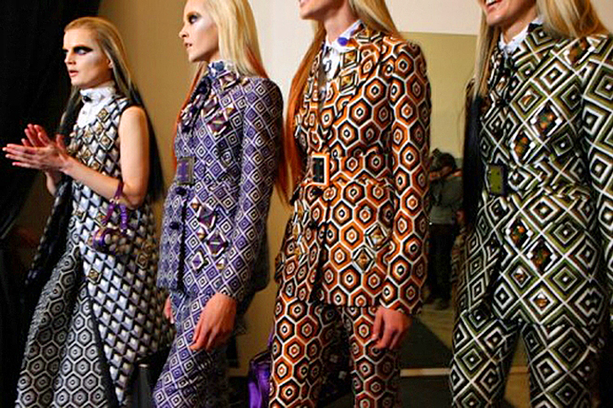 Знаковые вещи осенних коллекций: костюм Prada (фото 2)