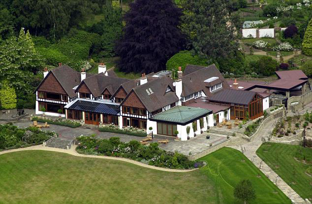 Наши скупают недвижимость в Англии (фото 3)