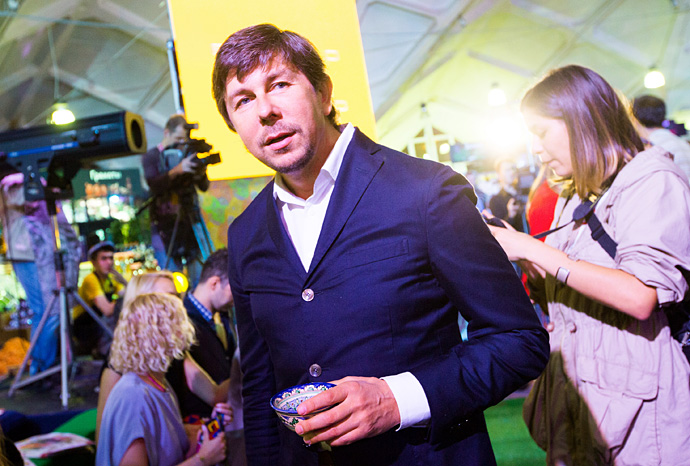 Ретроспективный показ Etro в Москве (фото 12)