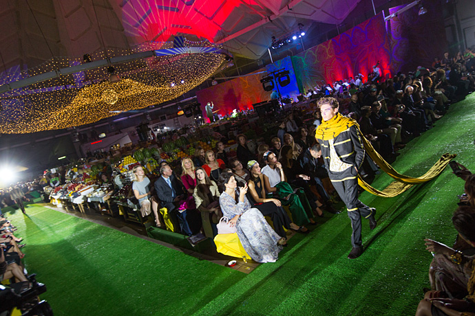 Ретроспективный показ Etro в Москве (фото 10)