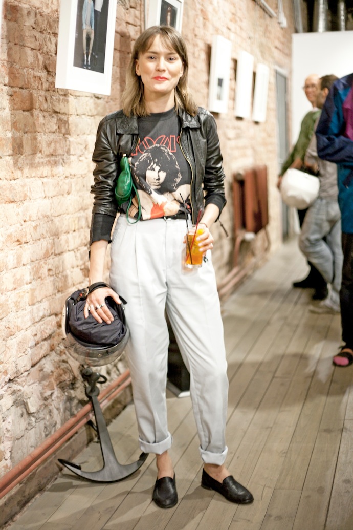 Открытие выставки Ивана Пустовалова "Цветы" (фото 15)