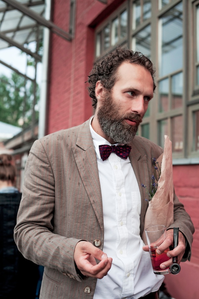 Открытие выставки Ивана Пустовалова "Цветы" (фото 9)