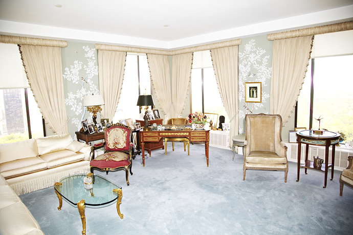 Мирослава Дума побывала в офисе Эсте Лаудер на Манхэттене (фото 9)