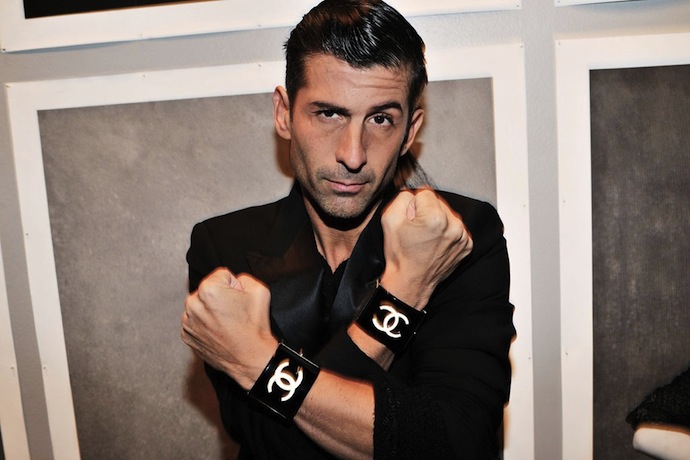 Открытие Chanel: The Little Black Jacket в Париже (фото 7)