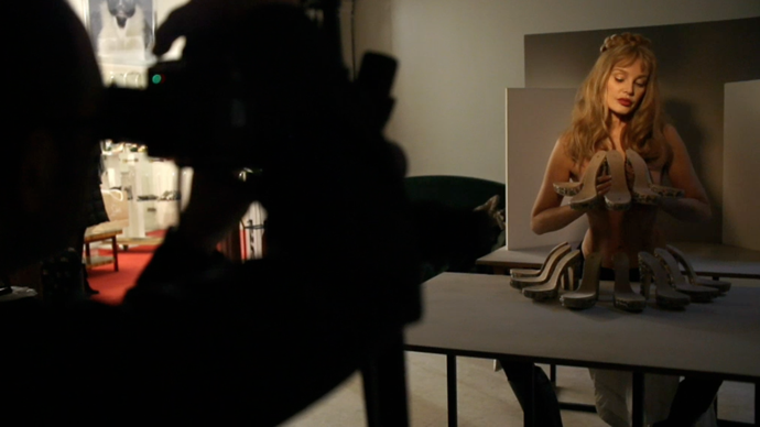 Фильм в честь книги Christian Louboutin (фото 5)