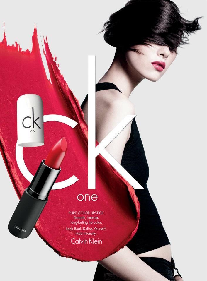 Реклама новой косметической линии CK One (фото 1)