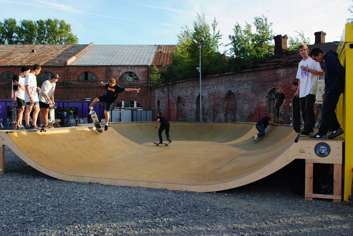 Эксклюзив Buro 24/7: Weekend в Новой Голландии (фото 8)