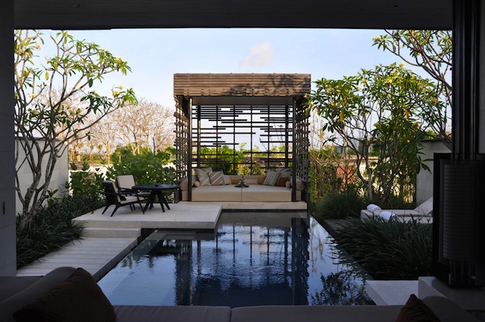 Роскошный eco-friendly-отель на Бали (фото 13)