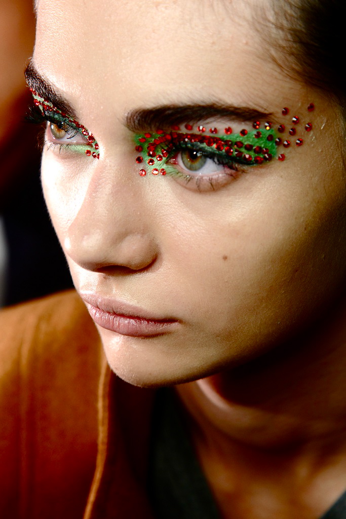 Цвет и блеск макияжа Dior Spring 2013 (фото 8)