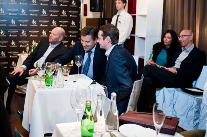 Аукцион предметов дизайна "11.11.11" (фото 12)