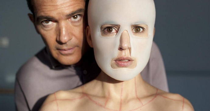 Новая коллаборация Гатти и Альмодовара (фото 4)