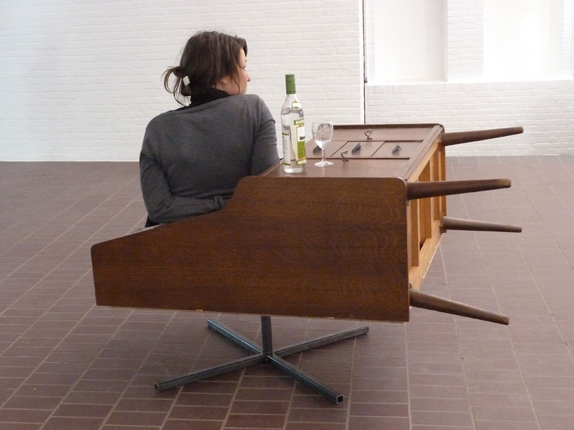 Лучшие выставки лета 2011. Часть 9 (фото 10)