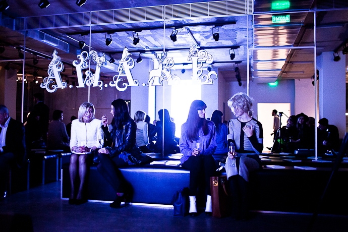 Закрытый показ A.W.A.K.E. в бутике Aizel (фото 3)