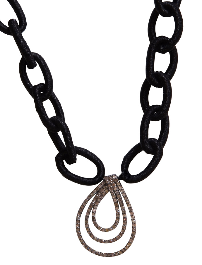 В Париже пройдет выставка украшений Bijorhca (фото 5)