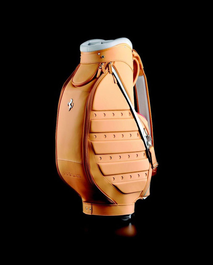 Коллекция аксессуаров для гольфа от Ferrari (фото 4)