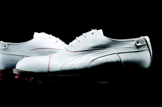 Коллекция аксессуаров для гольфа от Ferrari (фото 6)