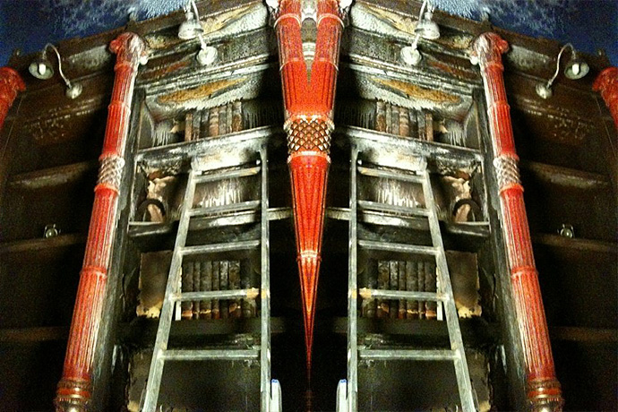 Кто поджег бутик Alena Akhmadullina? (фото 1)