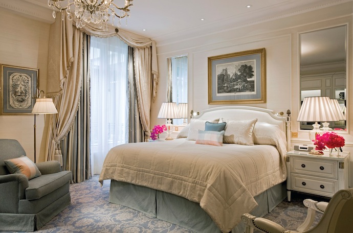 Отель George V: парижская сказка (фото 19)