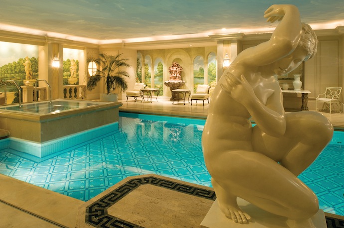 Отель George V: парижская сказка (фото 10)