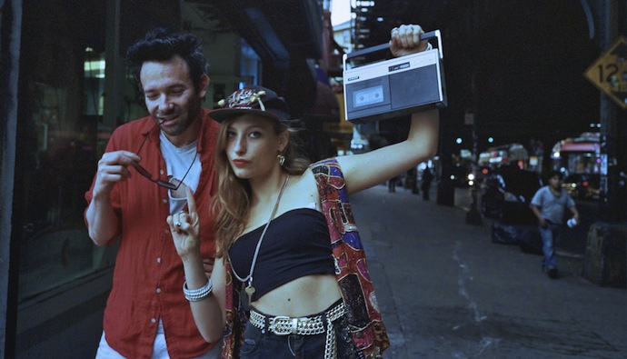 Новый сингл Friends — I'm His Girl (фото 1)