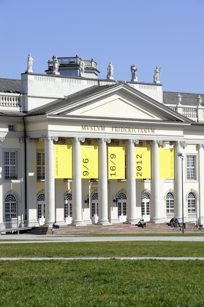 Политика на выставке искусства Documenta (фото 1)