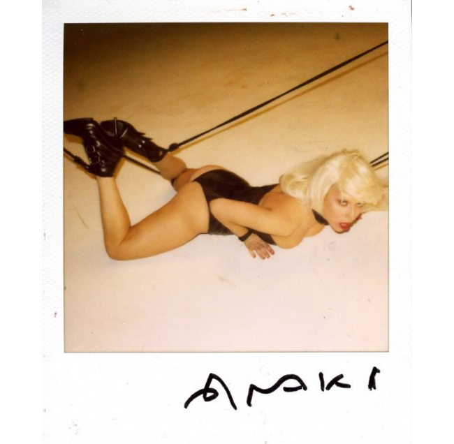 Снимки голой Леди Гаги, не вошедшие в Vogue Japan (фото 7)