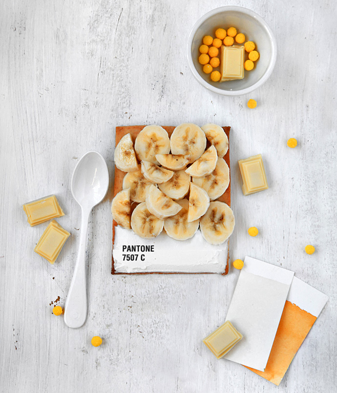 Пирожные в виде оттенков Pantone (фото 2)