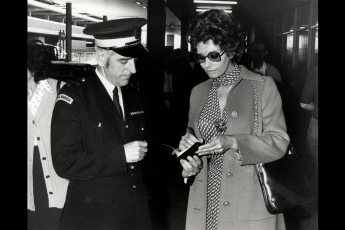 Новая сумка Gucci 1970 (фото 2)