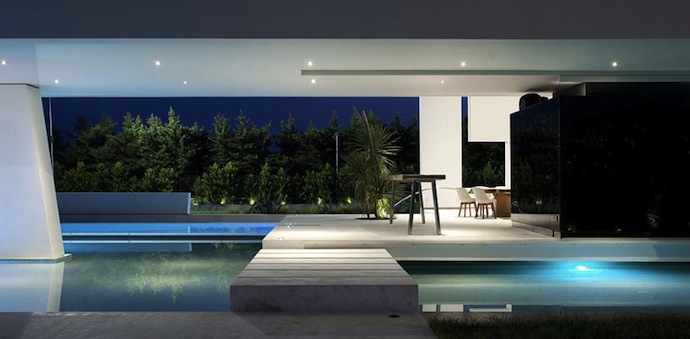 Лаконичная вилла H3 в Афинах (фото 1)