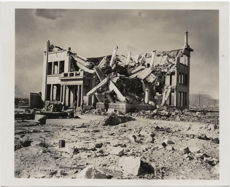 Лучшие выставки лета 2011. Часть 8 (фото 1)