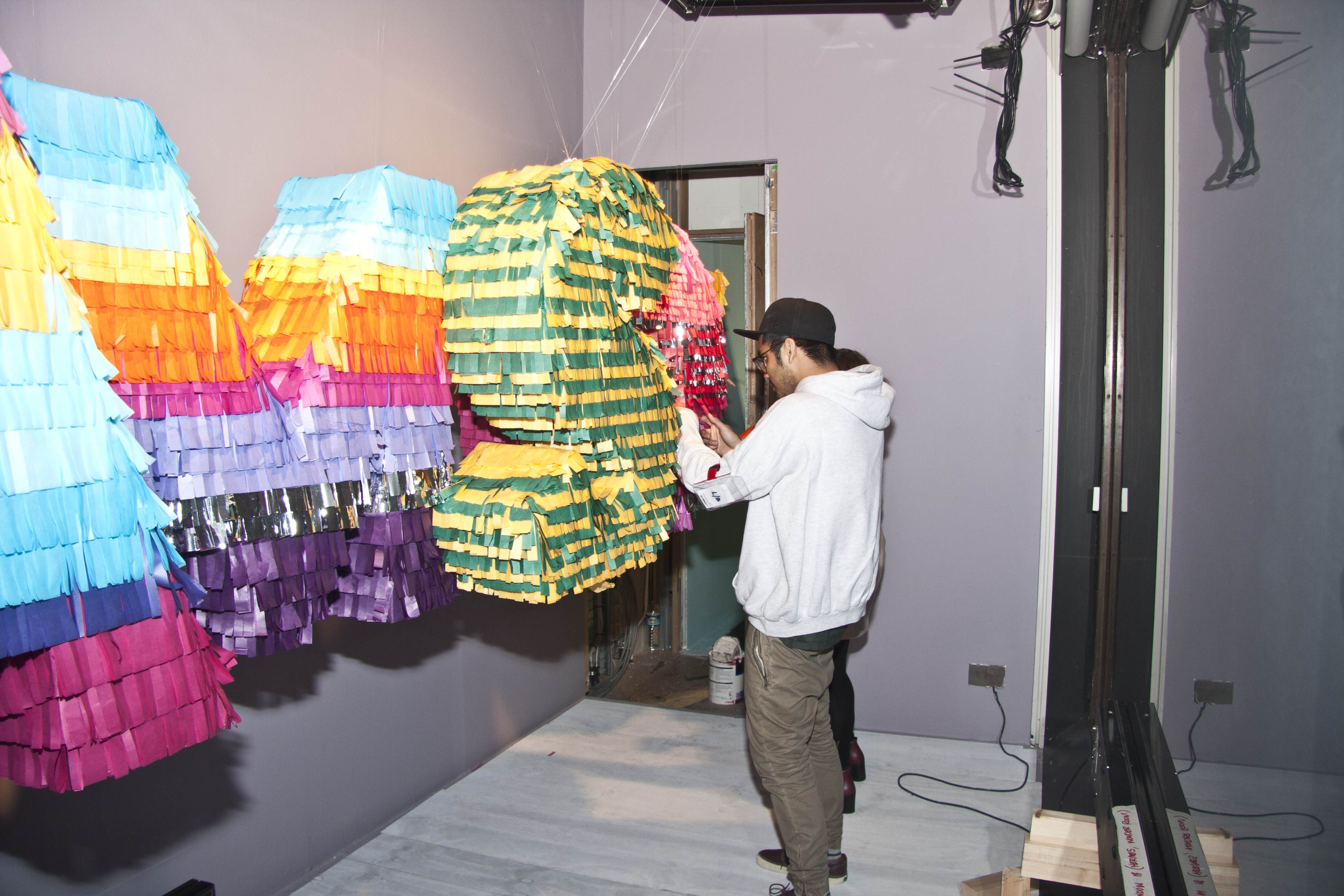 Bright Young Things Project в витринах Selfridges (фото 6)