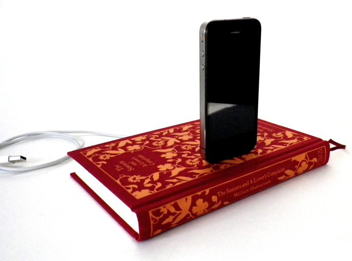 Необычная станция для iPhone и iPod (фото 2)