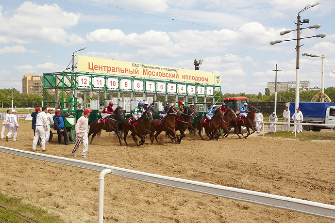 Скачки радио "Монте-Карло" (фото 14)