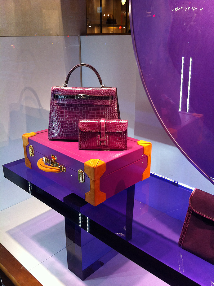 Лучшие витрины мира: Hermes на Сен-Оноре (фото 6)