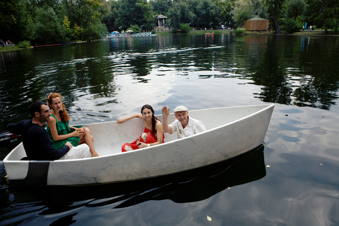 Мраморная лодка Фабио Виале (фото 4)