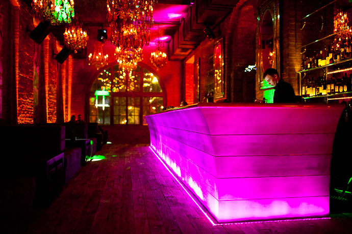 Интерьер нового BazaarBar (фото 3)