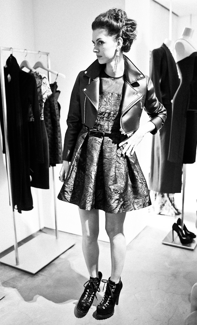 Look of the Week Aizel 24/7: Лянка Грыу (фото 10)