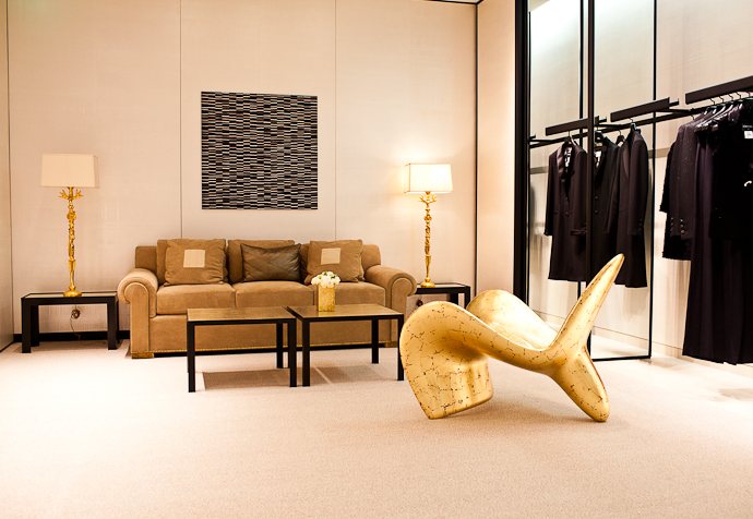 Интерьеры нового бутика Chanel в Москве (фото 10)