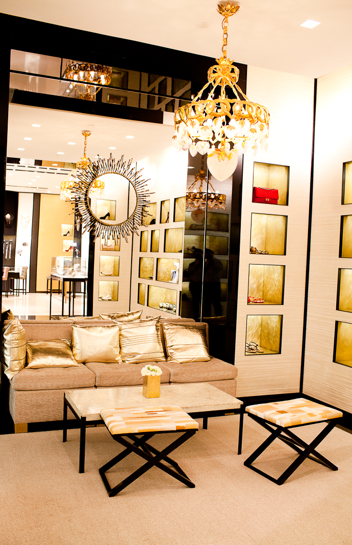 Интерьеры нового бутика Chanel в Москве (фото 17)