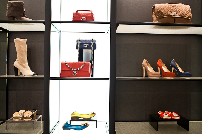 Интерьеры нового бутика Chanel в Москве (фото 38)
