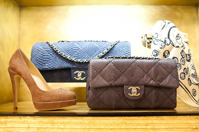 Интерьеры нового бутика Chanel в Москве (фото 44)