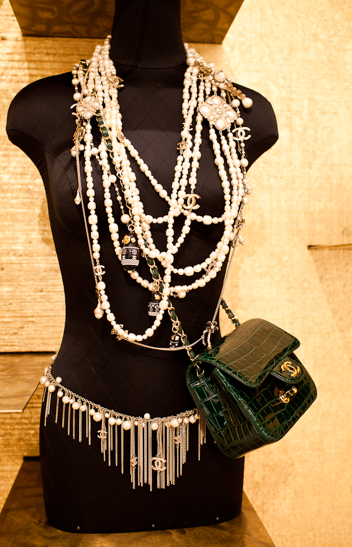 Интерьеры нового бутика Chanel в Москве (фото 48)