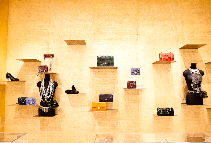 Интерьеры нового бутика Chanel в Москве (фото 55)