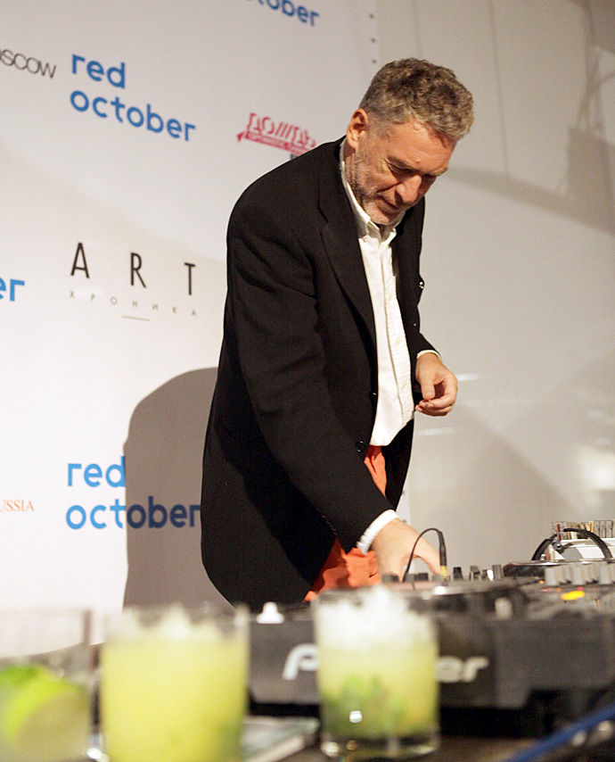 Открытие галереи Red October (фото 1)