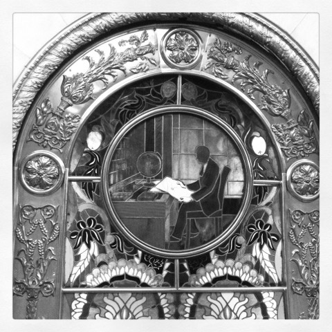 Шала Монрок в московской подземке (фото 5)