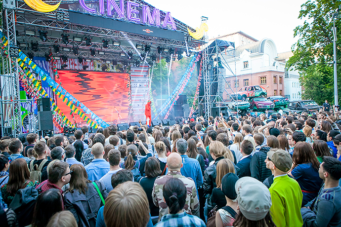 Martini Art Love Cinema в саду "Эрмитаж" (фото 25)