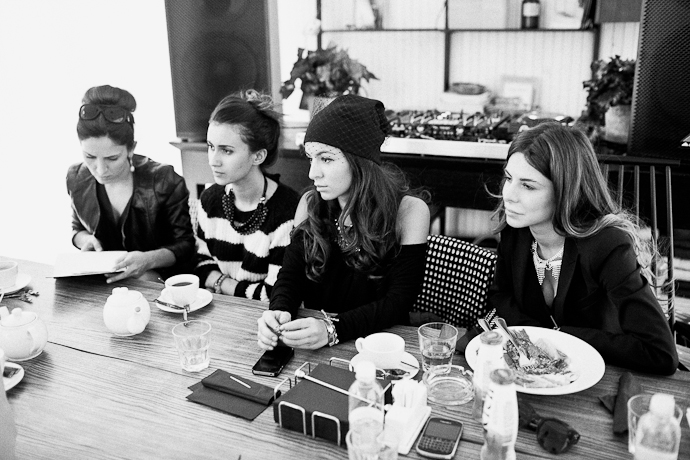 Редколлегия Buro 24/7 в Garage Cafe (фото 6)