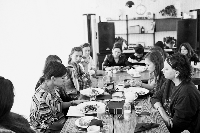 Редколлегия Buro 24/7 в Garage Cafe (фото 3)