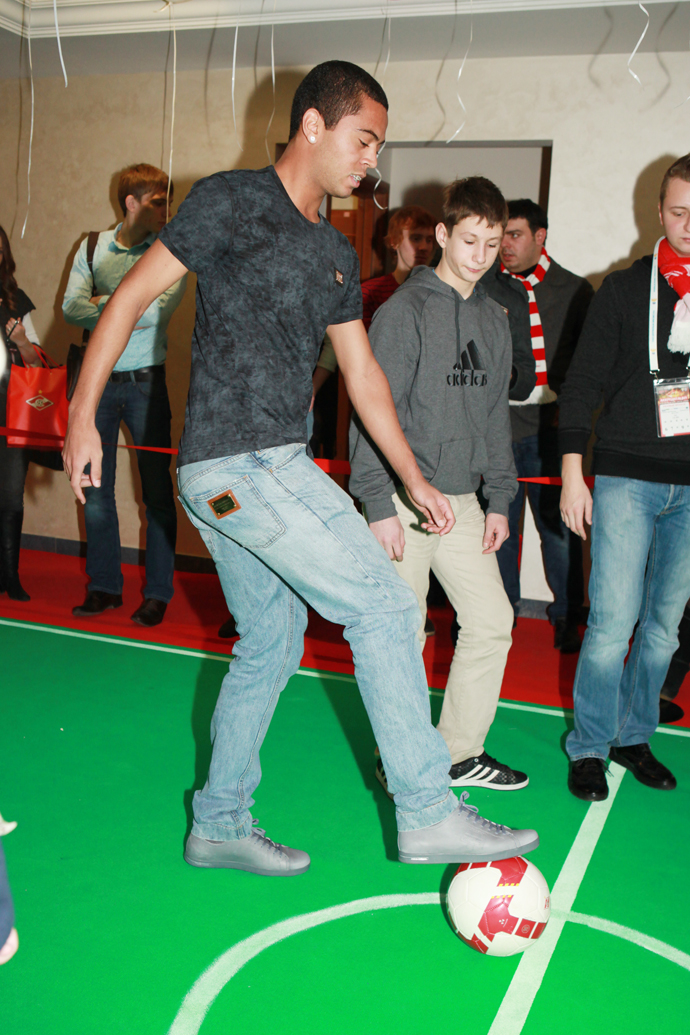 Московский "Спартак" собрал гостей (фото 6)